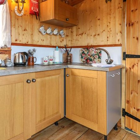 Packhorse Shepherds Hut Белпер Экстерьер фото